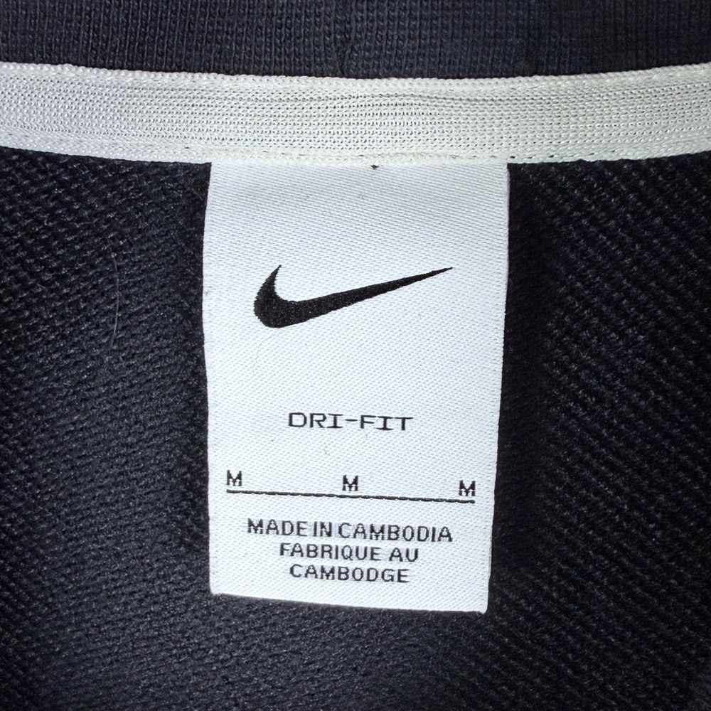 Nike Standard Issue Dri-FIT Hoodie‎ Mens Medium Black Zippered Utility Pocket - Picture 8 of 11